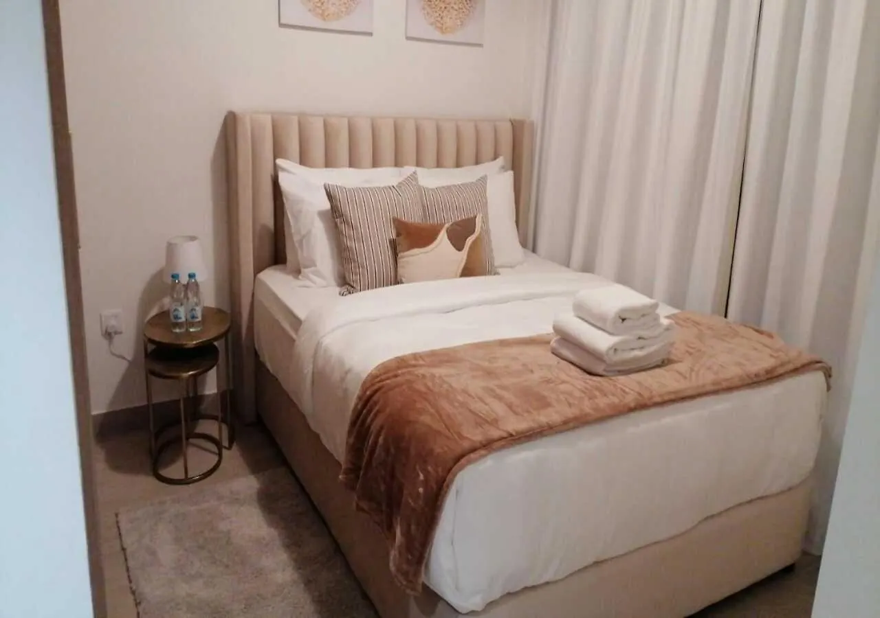 Greek Views 1 Bedroom Azizi With Terrace Dubai