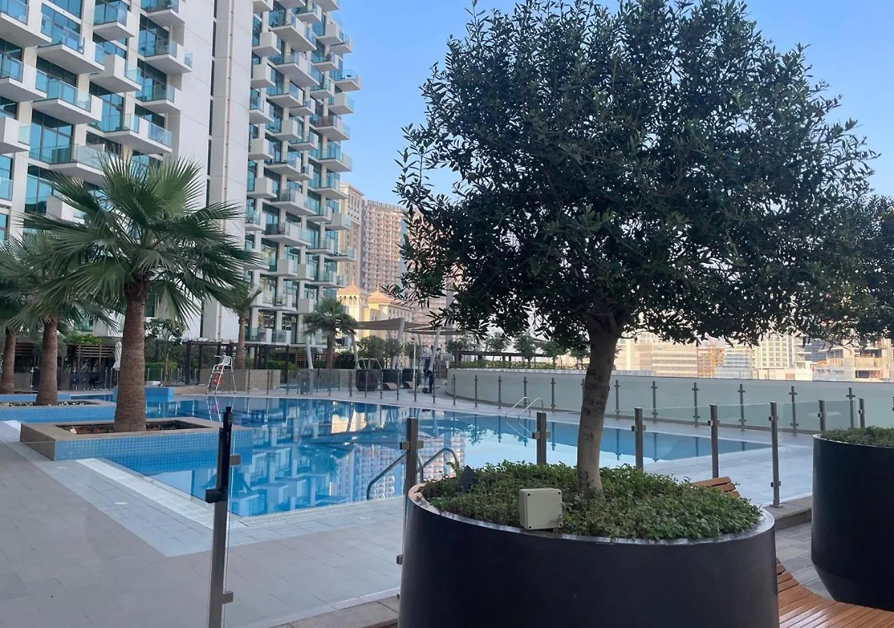 Greek Views 1 Bedroom Azizi With Terrace Dubai Appartamento
